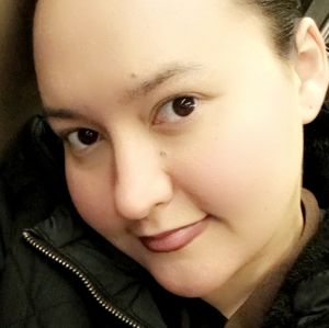 Meet your Posher, Aly